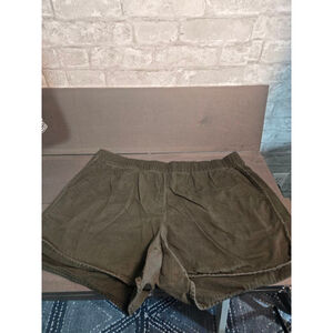 Women's Banana Republic Olive Green Shorts L